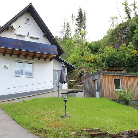 באיירסברון Ferienhaus Rauhfelsen מראה חיצוני תמונה