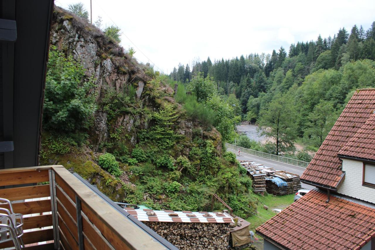 באיירסברון Ferienhaus Rauhfelsen מראה חיצוני תמונה