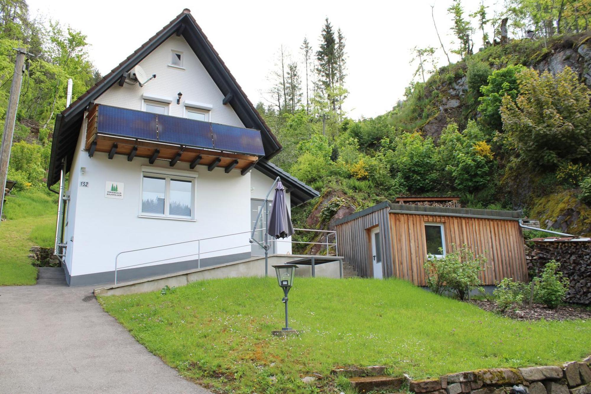 באיירסברון Ferienhaus Rauhfelsen מראה חיצוני תמונה